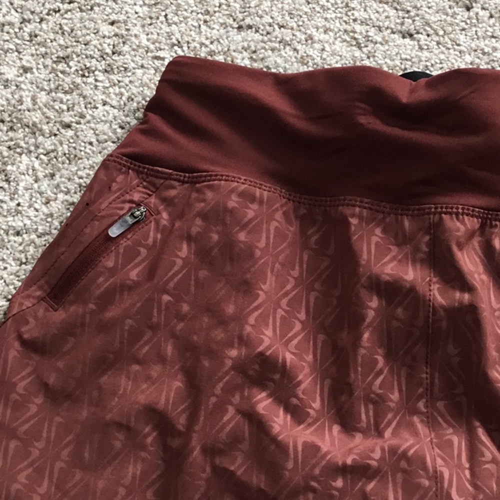Nike running shorts NWT MSRP $55 - Picture 6 of 7